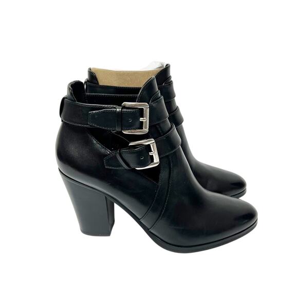 MICHAEL MICHAEL KORS BLACK BUCKLE WOMEN HEEL BOOTIES SIZE 6 NEW - Picture 1 of 6